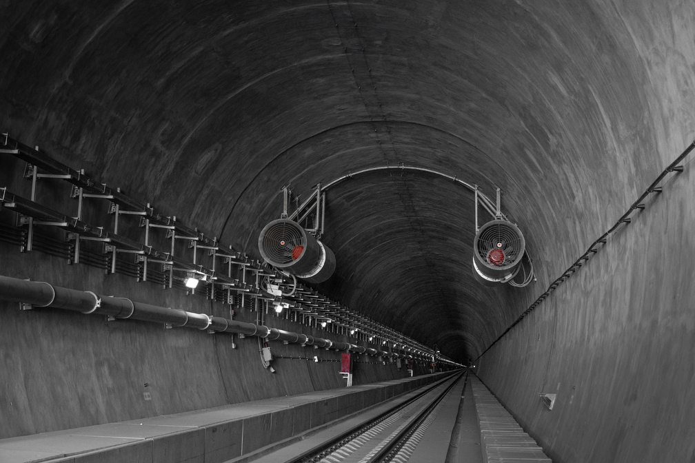 KrugerUVD_Rail-1